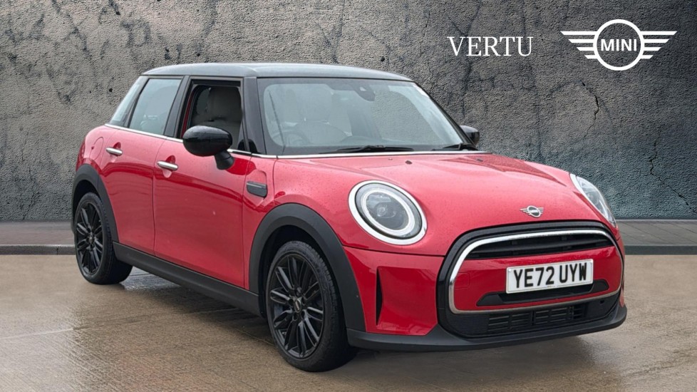 MINI Hatchback 1.5 Cooper Exclusive Premium 5dr Auto Petrol Hatchback - Image 1