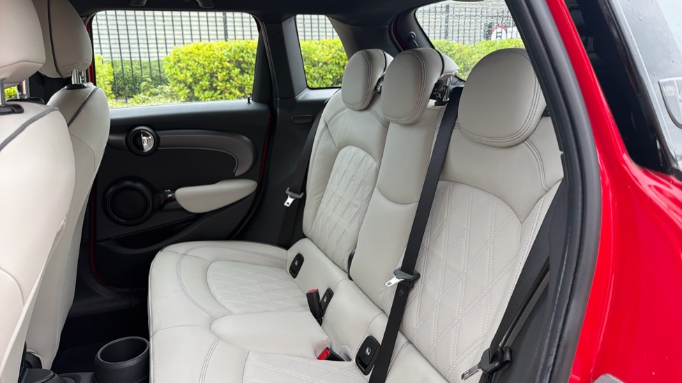 MINI Hatchback 1.5 Cooper Exclusive Premium 5dr Auto Petrol Hatchback - Image 12