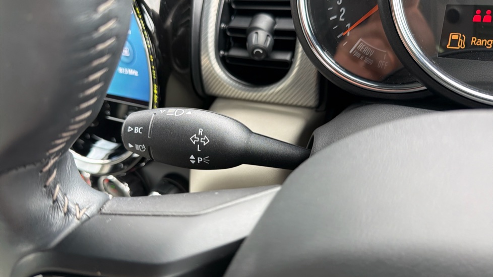 MINI Hatchback 1.5 Cooper Exclusive Premium 5dr Auto Petrol Hatchback - Image 36