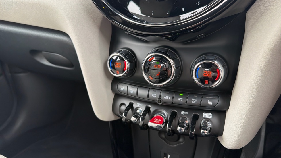MINI Hatchback 1.5 Cooper Exclusive Premium 5dr Auto Petrol Hatchback - Image 46