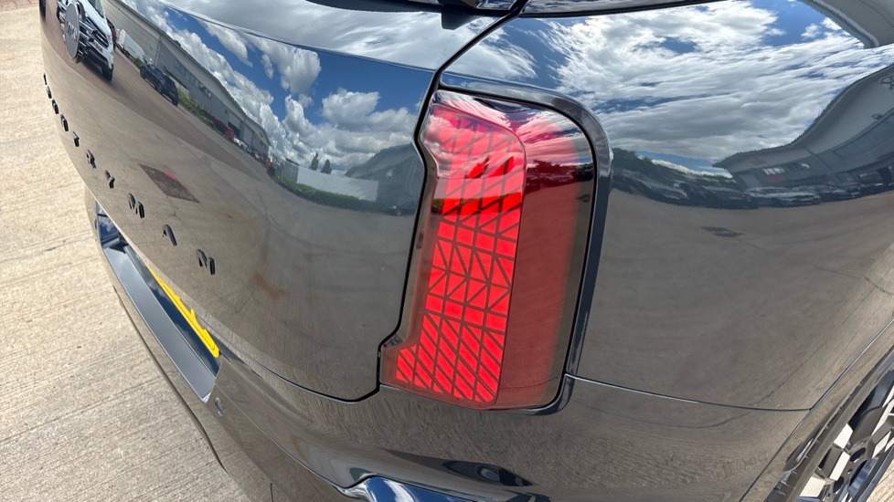 MINI Countryman 1.5 C Sport 5dr Auto Petrol Hatchback - Image 22