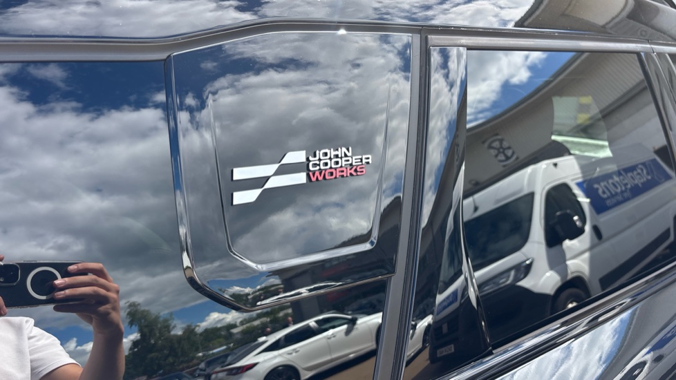 MINI Countryman 1.5 C Sport 5dr Auto Petrol Hatchback - Image 25