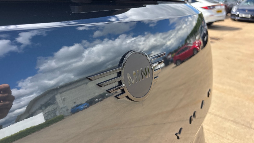MINI Countryman 1.5 C Sport 5dr Auto Petrol Hatchback - Image 27