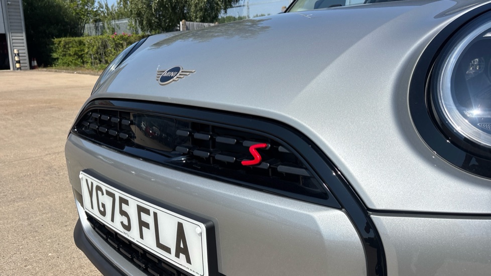 MINI Cooper 2.0 S Classic [Level 2] 3dr Auto Petrol Hatchback - Image 25