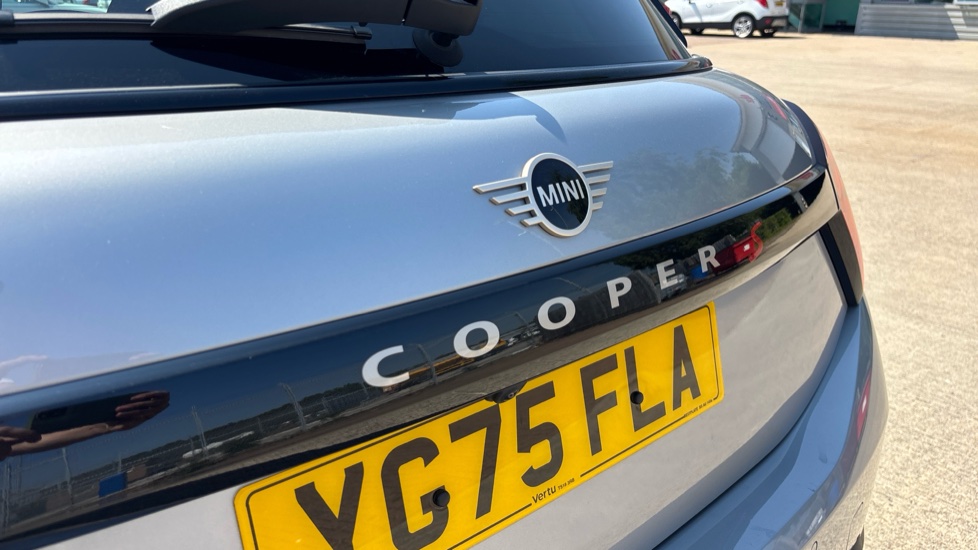MINI Cooper 2.0 S Classic [Level 2] 3dr Auto Petrol Hatchback - Image 31