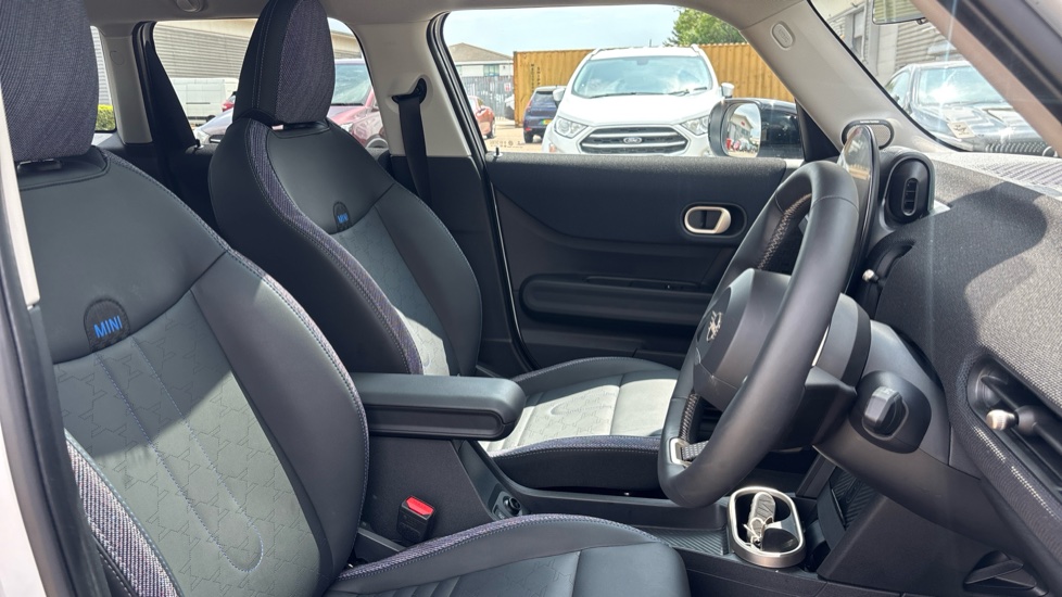 MINI Cooper 2.0 S Classic [Level 2] 5dr Auto Petrol Hatchback - Image 11