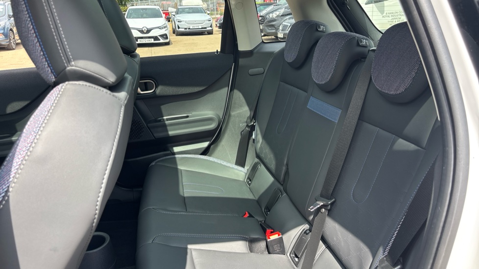 MINI Cooper 2.0 S Classic [Level 2] 5dr Auto Petrol Hatchback - Image 12
