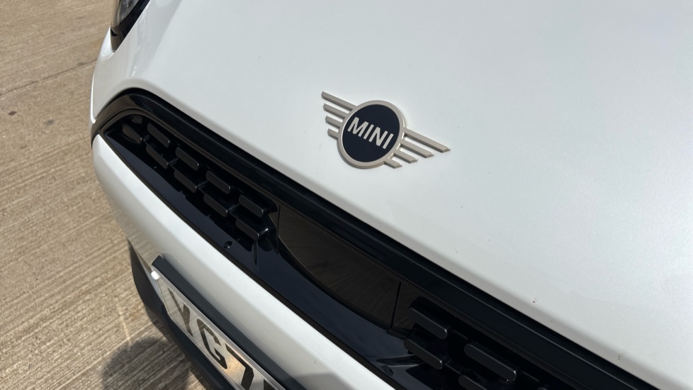 MINI Cooper 2.0 S Classic [Level 2] 5dr Auto Petrol Hatchback - Image 24