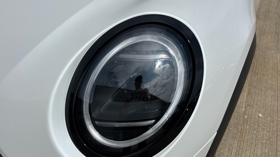 MINI Cooper 2.0 S Classic [Level 2] 5dr Auto Petrol Hatchback - Image 27