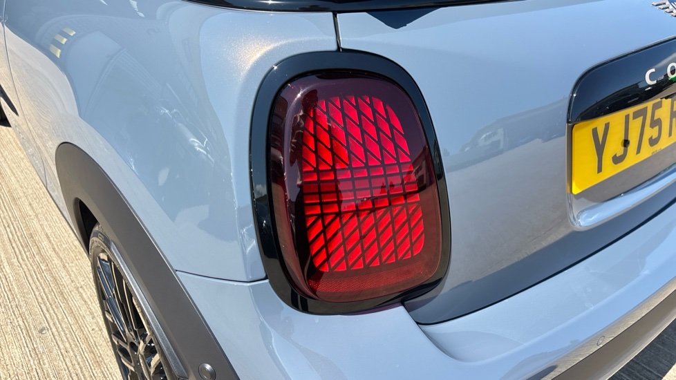 MINI Cooper 2.0 S Exclusive [Level 3] 2dr Auto Petrol Convertible - Image 31