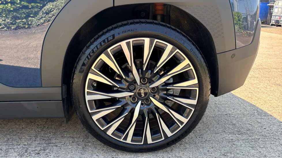 MINI Aceman 135kW E Exclusive [Level 2] 43kWh 5dr Auto Electric Hatchback - Image 29