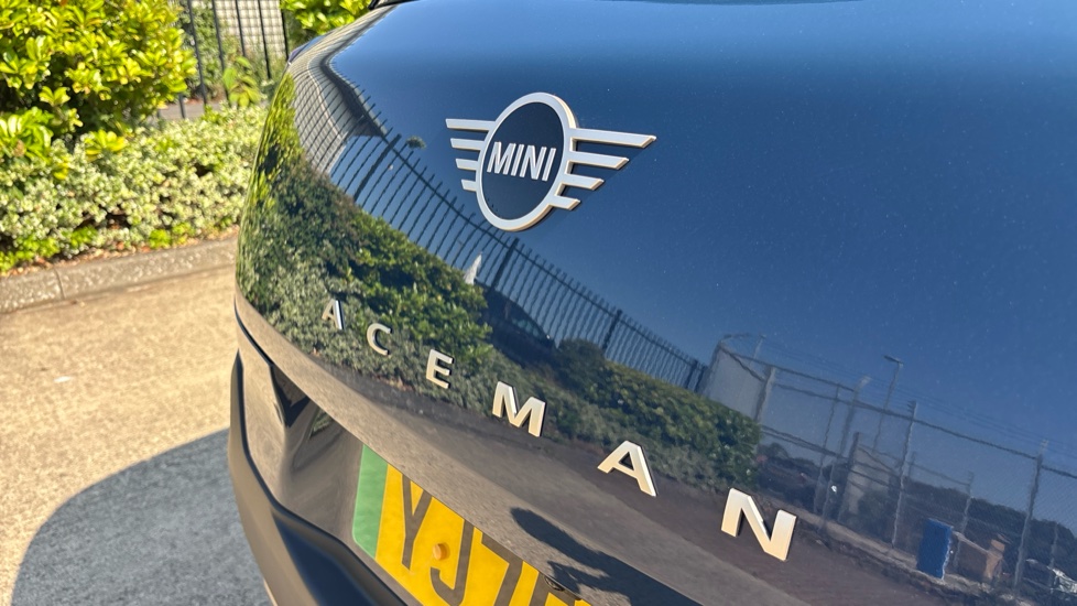 MINI Aceman 135kW E Exclusive [Level 2] 43kWh 5dr Auto Electric Hatchback - Image 31