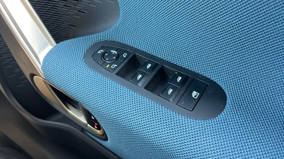 MINI Aceman 135kW E Exclusive [Level 2] 43kWh 5dr Auto Electric Hatchback - Image 35