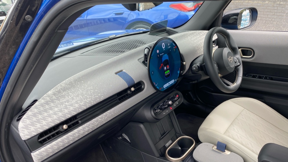 MINI Cooper 1.5 C Exclusive 5dr Auto Petrol Hatchback - Image 7