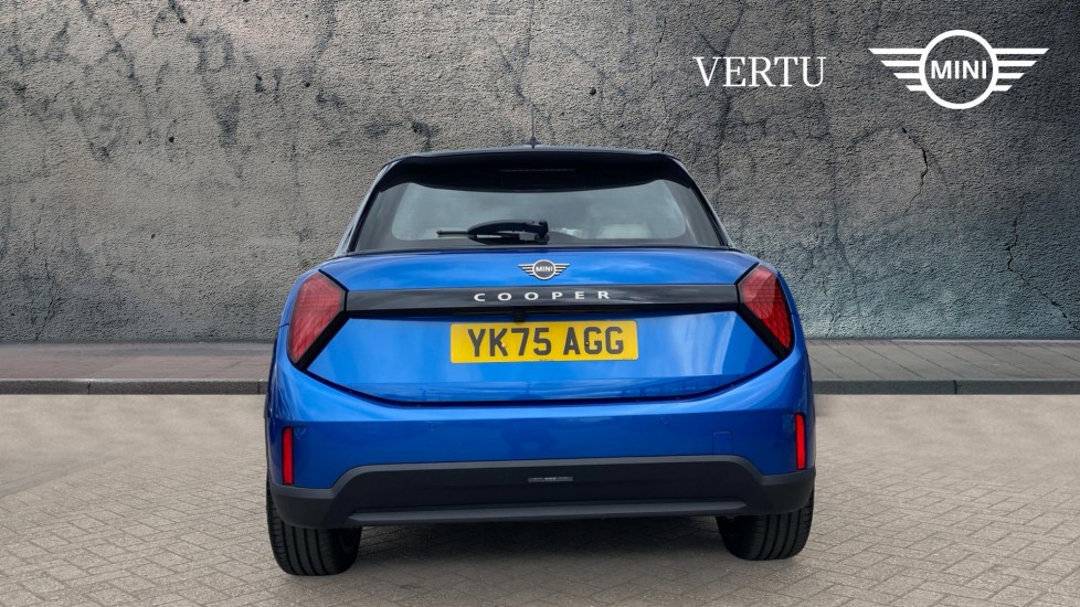 MINI Cooper 1.5 C Exclusive 5dr Auto Petrol Hatchback - Image 15