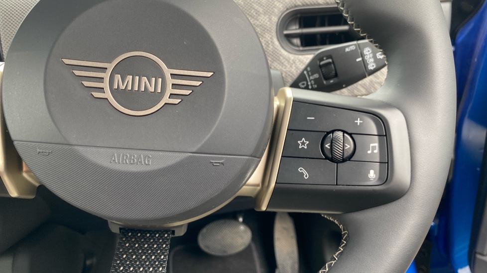 MINI Cooper 1.5 C Exclusive 5dr Auto Petrol Hatchback - Image 18