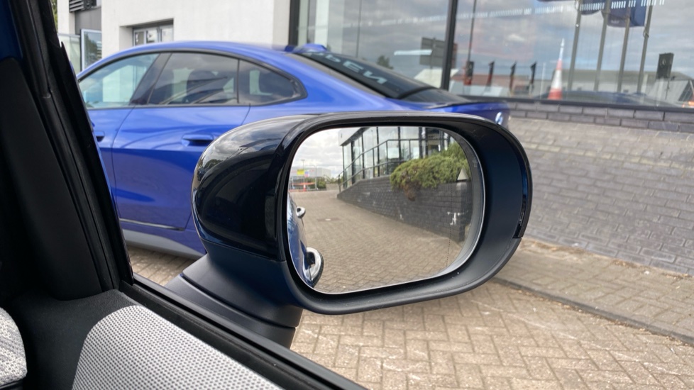 MINI Cooper 1.5 C Exclusive 5dr Auto Petrol Hatchback - Image 27