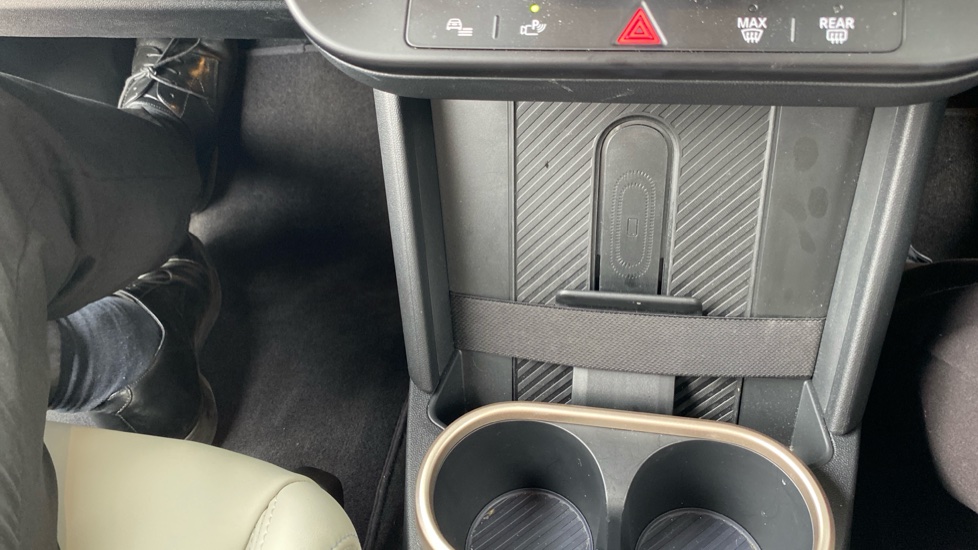 MINI Cooper 1.5 C Exclusive 5dr Auto Petrol Hatchback - Image 30