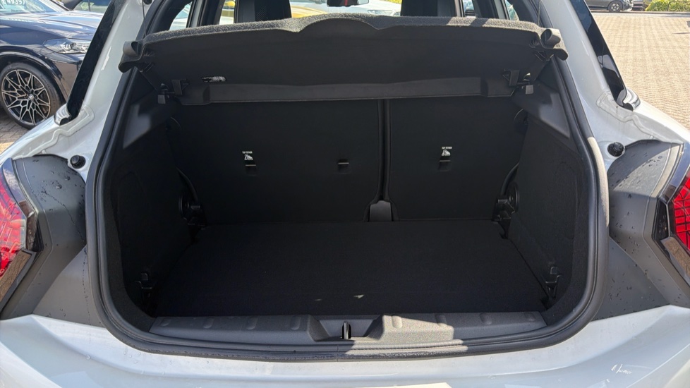 MINI Cooper 1.5 C Sport 5dr Auto Petrol Hatchback - Image 13