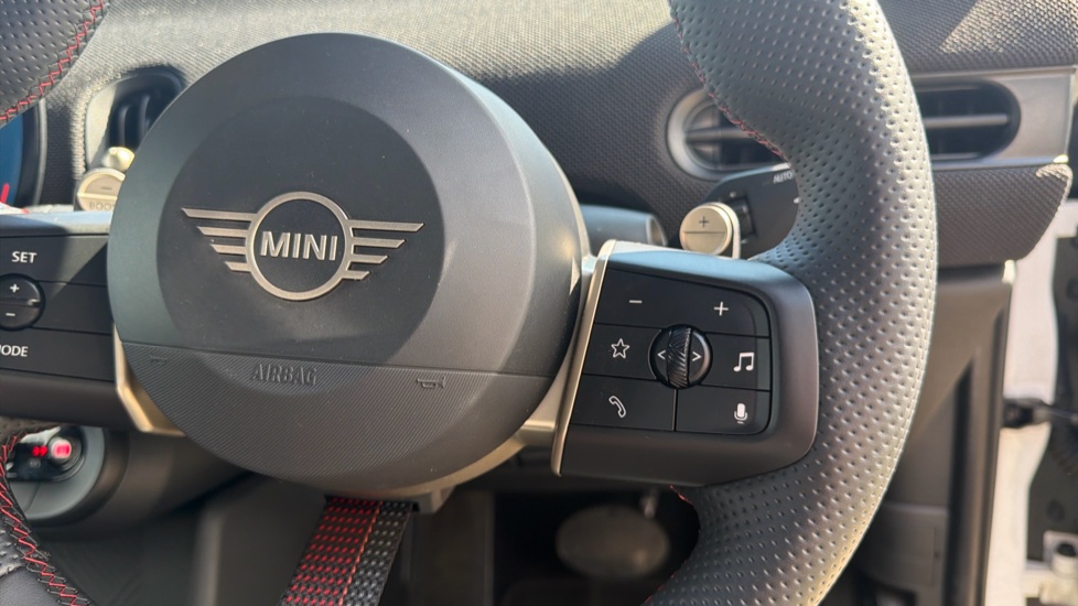 MINI Cooper 1.5 C Sport 5dr Auto Petrol Hatchback - Image 18