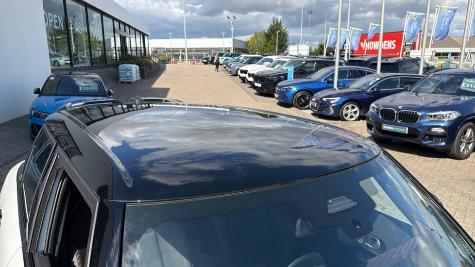 MINI Cooper 1.5 C Sport 5dr Auto Petrol Hatchback - Image 21