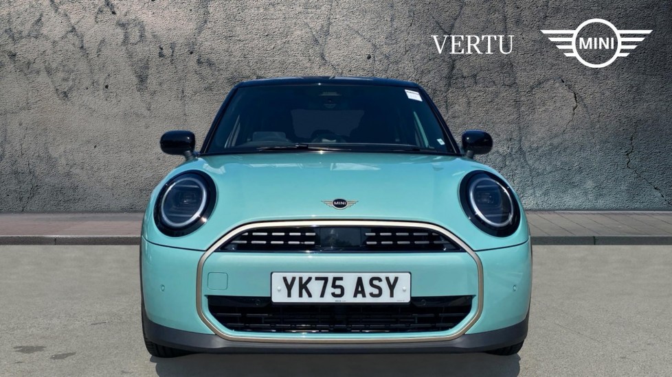 MINI Hatchback 1.5 Cooper Classic 5dr Petrol Hatchback - Image 16