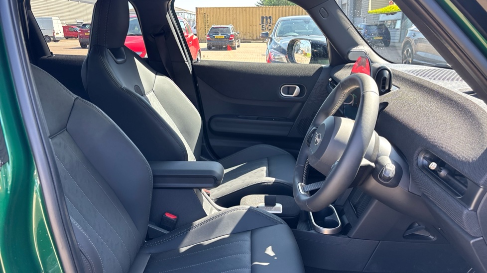 MINI Cooper 2.0 S Exclusive [Level 2] 5dr Auto Petrol Hatchback - Image 11