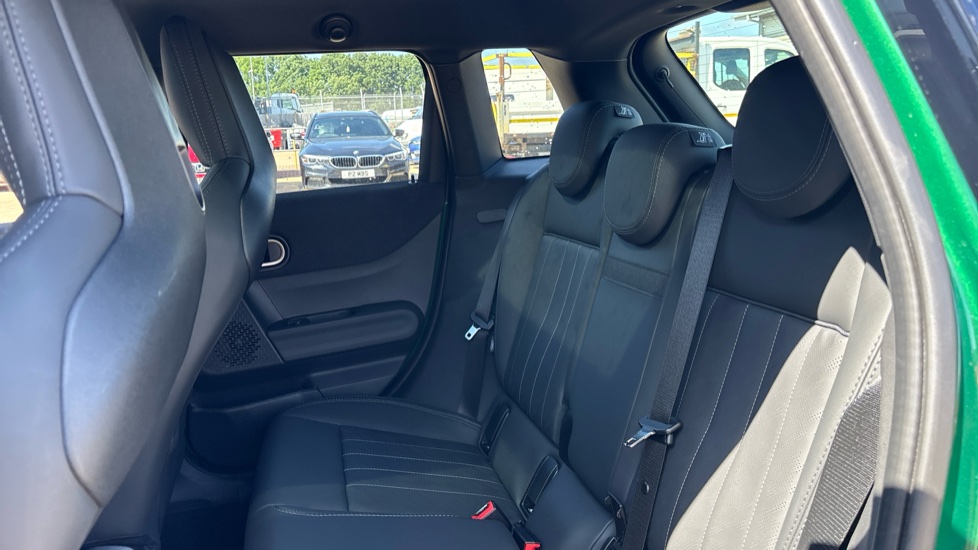 MINI Cooper 2.0 S Exclusive [Level 2] 5dr Auto Petrol Hatchback - Image 12