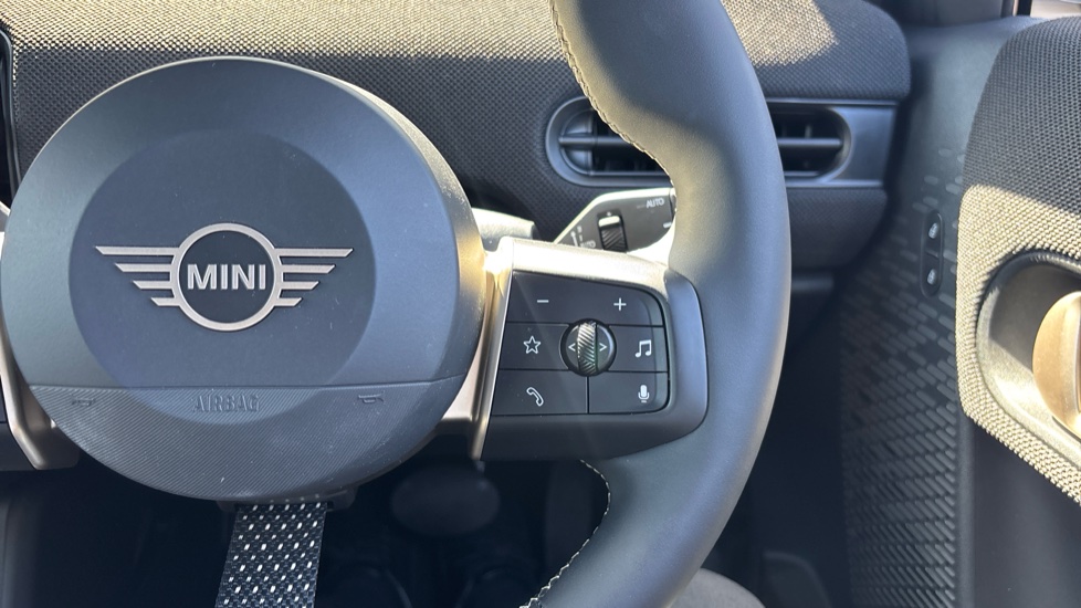 MINI Cooper 2.0 S Exclusive [Level 2] 5dr Auto Petrol Hatchback - Image 18