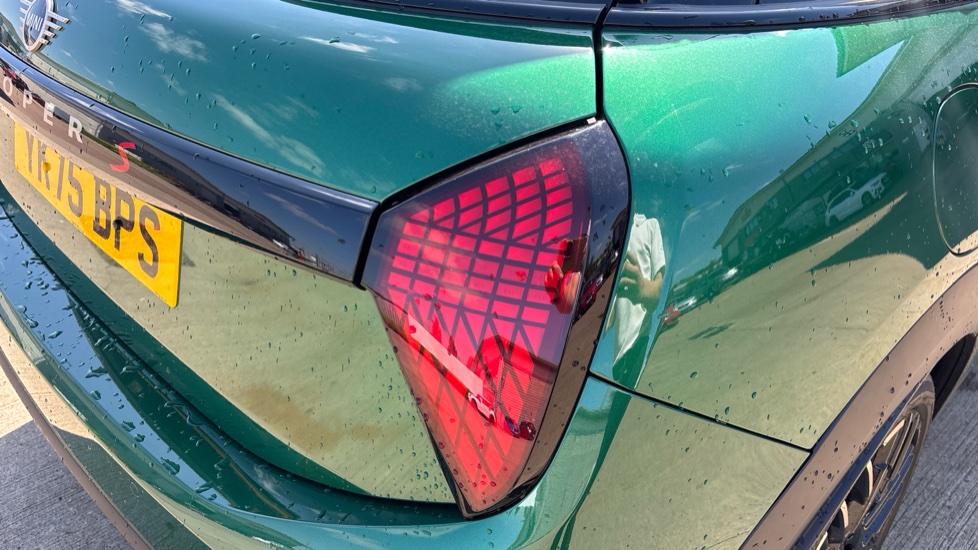 MINI Cooper 2.0 S Exclusive [Level 2] 5dr Auto Petrol Hatchback - Image 22