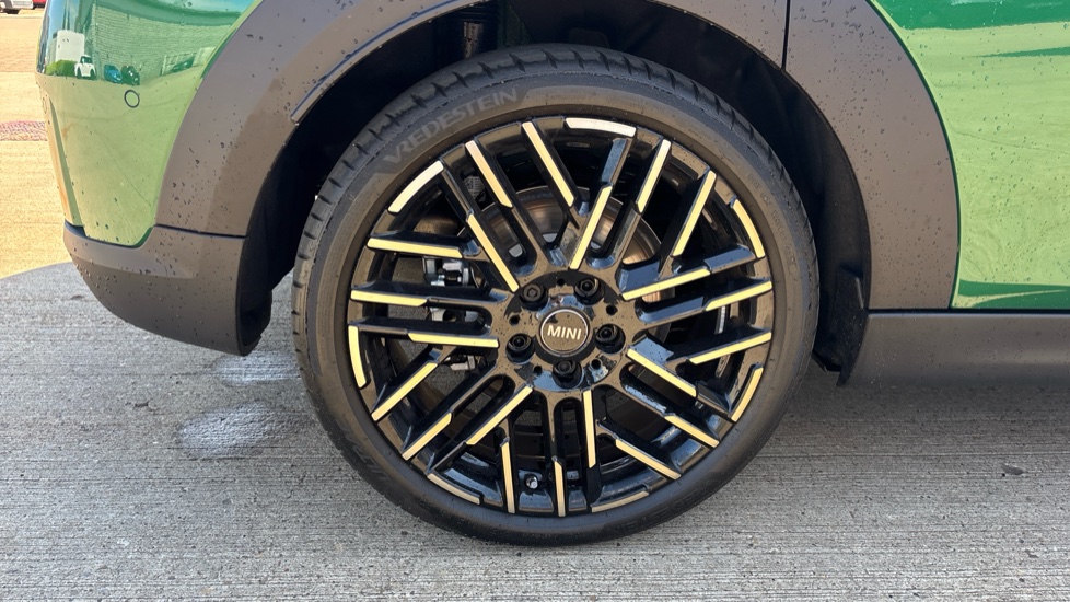 MINI Cooper 2.0 S Exclusive [Level 2] 5dr Auto Petrol Hatchback - Image 31