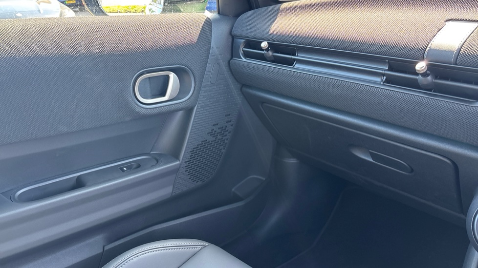 MINI Cooper 2.0 S Exclusive [Level 2] 5dr Auto Petrol Hatchback - Image 44
