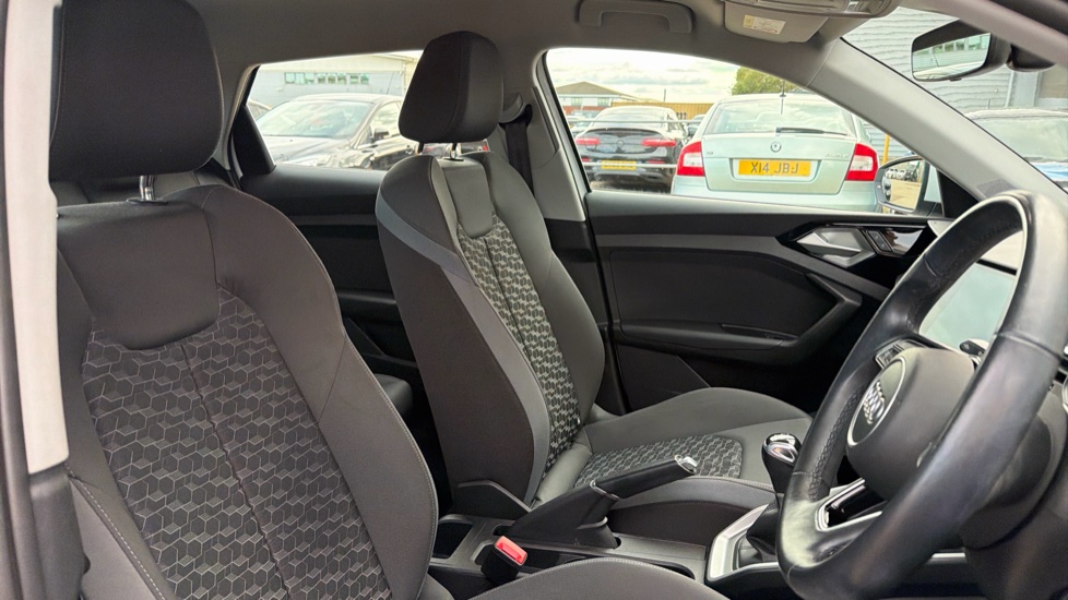 Audi A1 30 TFSI Citycarver 5dr Petrol Hatchback - Image 11