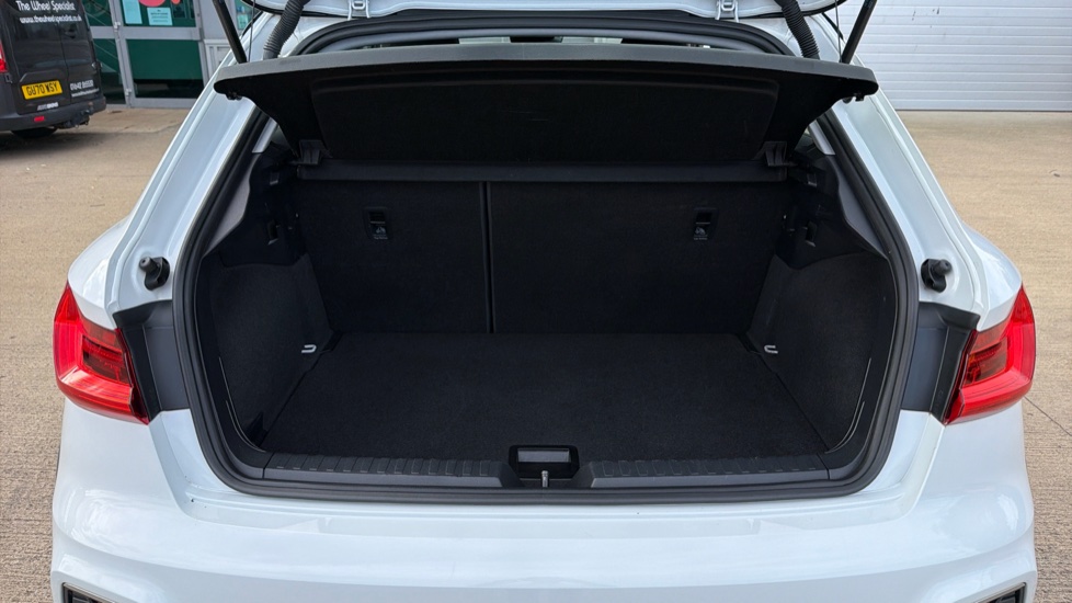 Audi A1 30 TFSI Citycarver 5dr Petrol Hatchback - Image 13