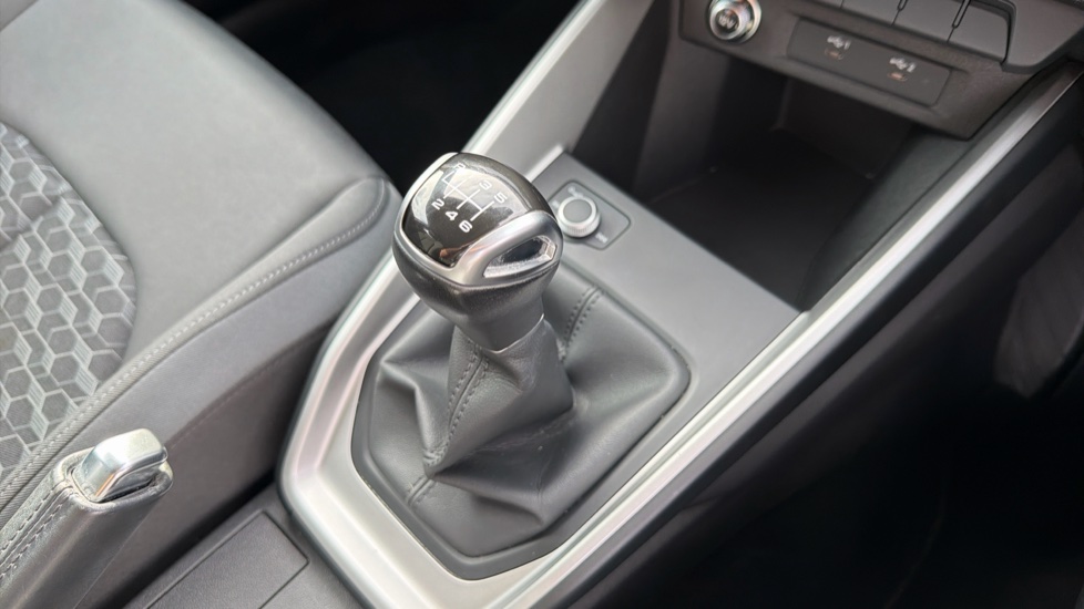 Audi A1 30 TFSI Citycarver 5dr Petrol Hatchback - Image 19