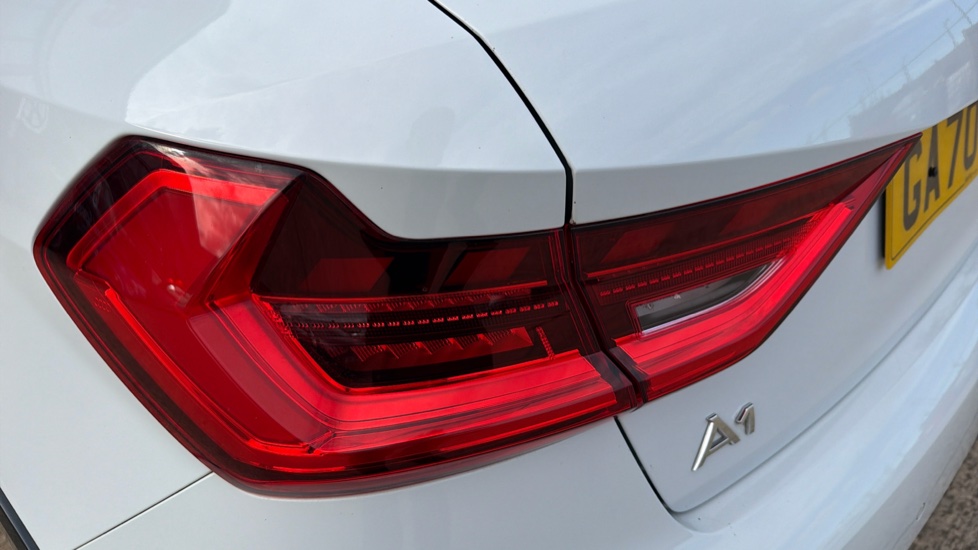 Audi A1 30 TFSI Citycarver 5dr Petrol Hatchback - Image 29