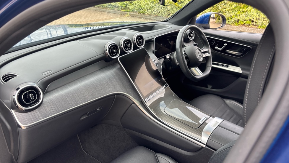 Mercedes-Benz GLC Coupe GLC 220d 4Matic AMG Line Prem Plus 5dr 9G-Tronic Diesel Estate - Image 7