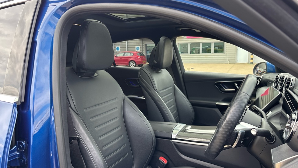 Mercedes-Benz GLC Coupe GLC 220d 4Matic AMG Line Prem Plus 5dr 9G-Tronic Diesel Estate - Image 11