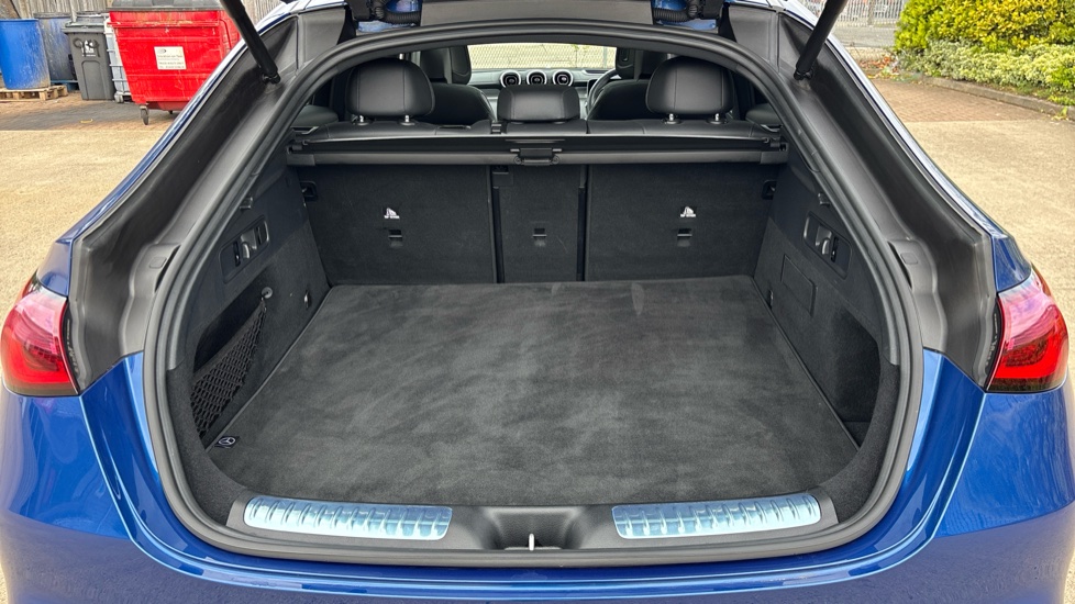 Mercedes-Benz GLC Coupe GLC 220d 4Matic AMG Line Prem Plus 5dr 9G-Tronic Diesel Estate - Image 13