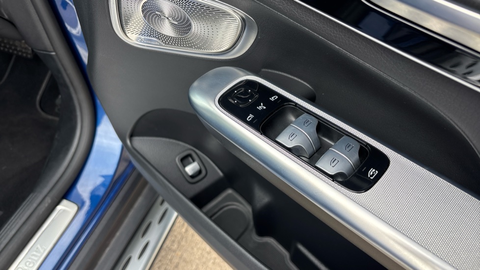 Mercedes-Benz GLC Coupe GLC 220d 4Matic AMG Line Prem Plus 5dr 9G-Tronic Diesel Estate - Image 34