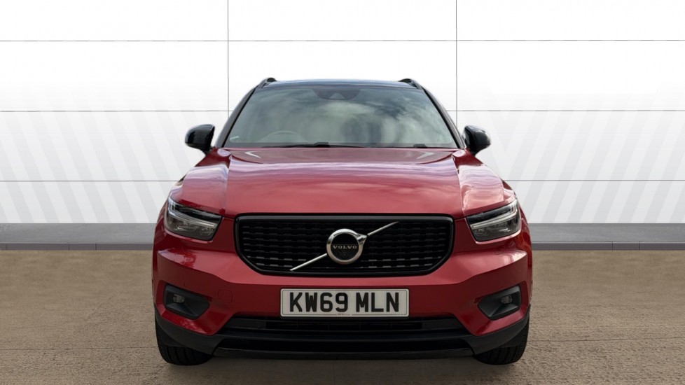 Volvo XC40 2.0 T4 R DESIGN Pro 5dr AWD Geartronic Petrol Estate - Image 16