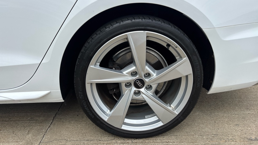Audi A4 35 TFSI S Line 4dr S Tronic Petrol Saloon - Image 28