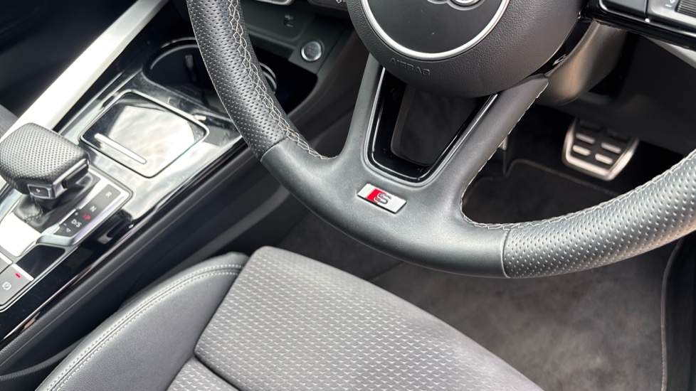 Audi A4 35 TFSI S Line 4dr S Tronic Petrol Saloon - Image 39