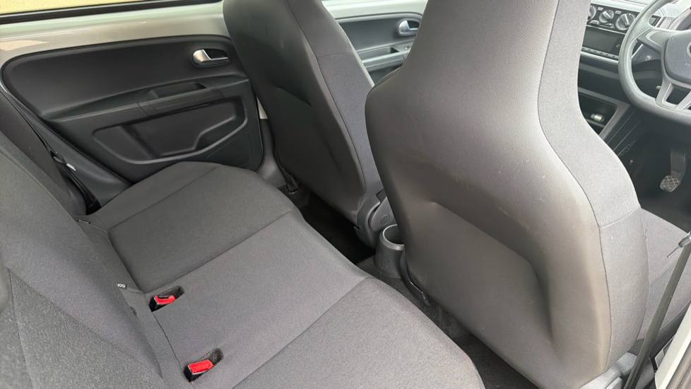 Volkswagen Up 1.0 Move Up 5dr Petrol Hatchback - Image 33