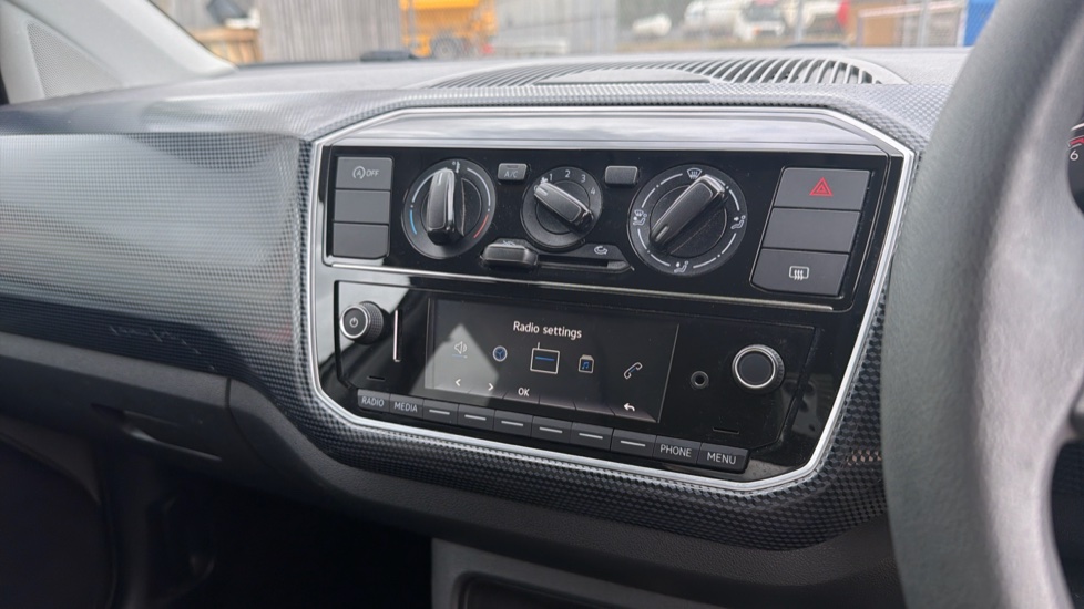 Volkswagen Up 1.0 Move Up 5dr Petrol Hatchback - Image 41