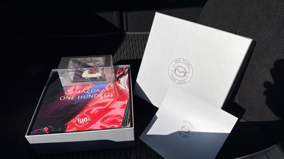 Mazda 3 2.0 Skyactiv-X MHEV 100th Anniversary Edition 5dr Petrol Hatchback - Image 32