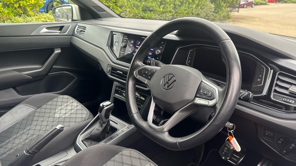 Volkswagen Polo 1.0 TSI R-Line 5dr DSG Petrol Hatchback - Image 6