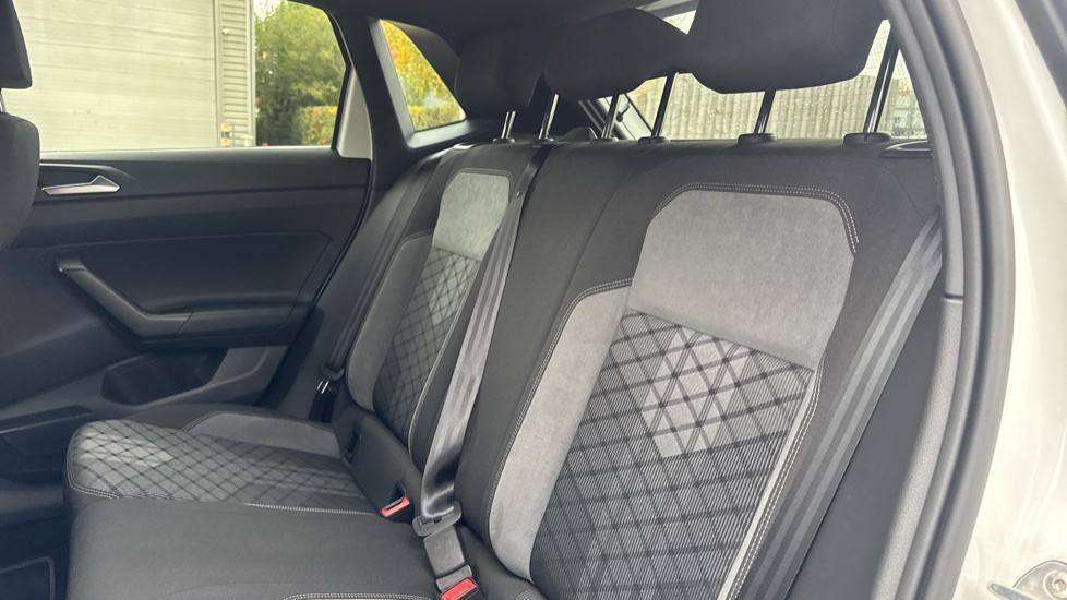 Volkswagen Polo 1.0 TSI R-Line 5dr DSG Petrol Hatchback - Image 12