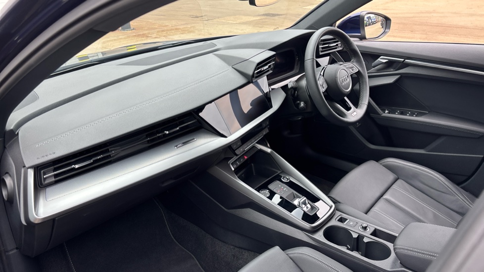 Audi A3 40 TFSI e S Line 5dr S Tronic Hatchback - Image 7