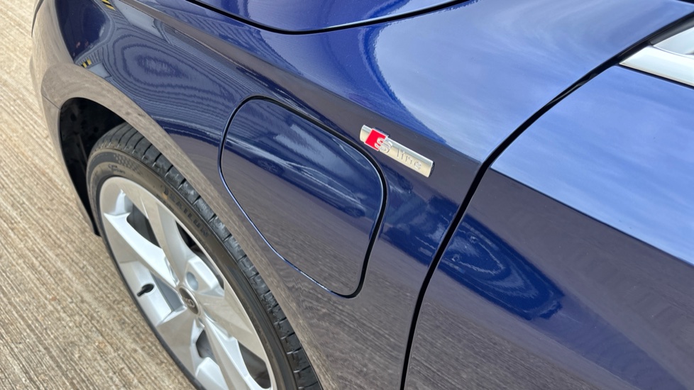 Audi A3 40 TFSI e S Line 5dr S Tronic Hatchback - Image 27